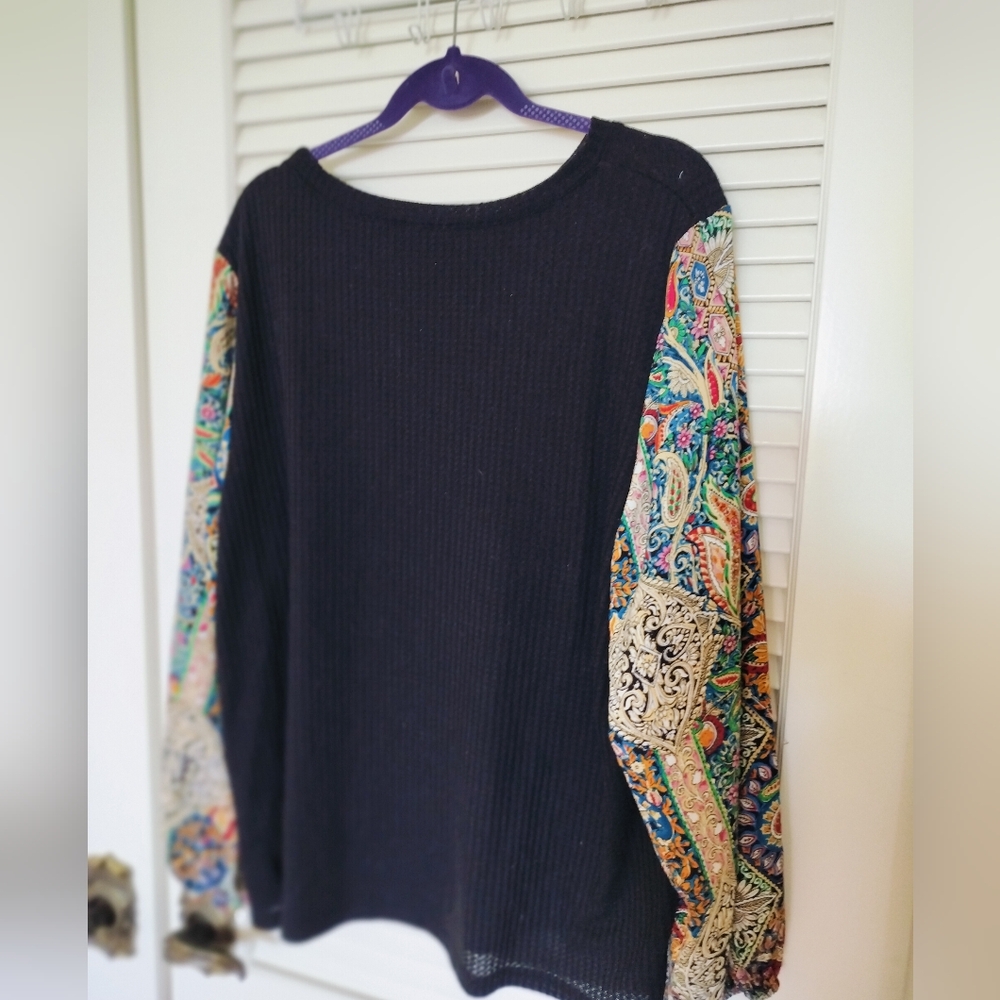 Women's Waffle Knit Shirt With Paisley Boho Sleeves 2x